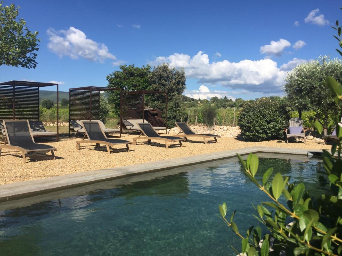 Le Vieux Portail Bed and Breakfast Saint-Saturnin-les-Apt Εξωτερικό φωτογραφία
